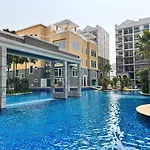 超大泳池景观房 市中心区域 离步行街5分钟near Walking Street