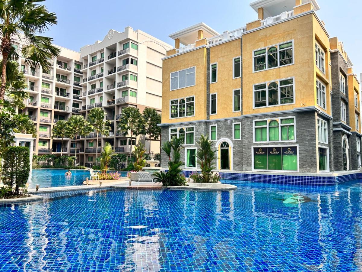超大泳池景观房 市中心区域 离步行街5分钟near Walking Street Pattaya